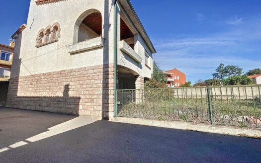 Maison en R+1 – 175m2 habitable – Parcelle 624m2 – ARGELES S