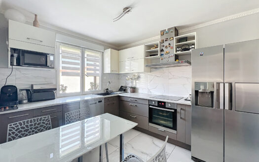 SAINT CYPRIEN Maison 4 chambres calme & confort