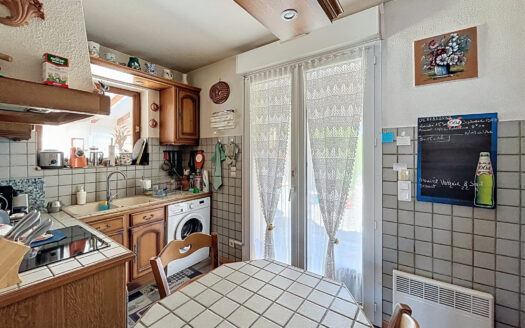 Maison de plain-pied avec studio indépendant à Villelongue-d