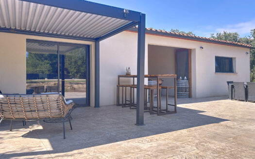 LAROQUE DES ALBÈRES 66 – MAISON 155 m2 ISOLE – PISCINE – DÉP