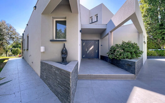 MAISON 4 FACES PERPIGNAN 218M2 GARAGE PISCINE