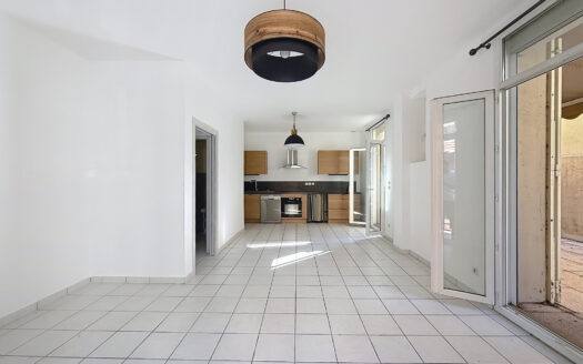 APPARTEMENT CENTRE VILLE T3 GARAGE ET TERRASSE