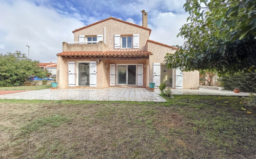 MAISON 4 FACES 133 M2 CABESTANY 6 PIECES GARAGE PARCELLE 749