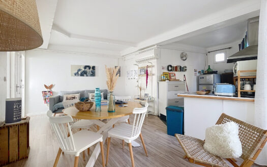 COLLIOURE – APPARTEMENT 40m2 – 2 CHAMBRES – CENTRE HISTORIQU