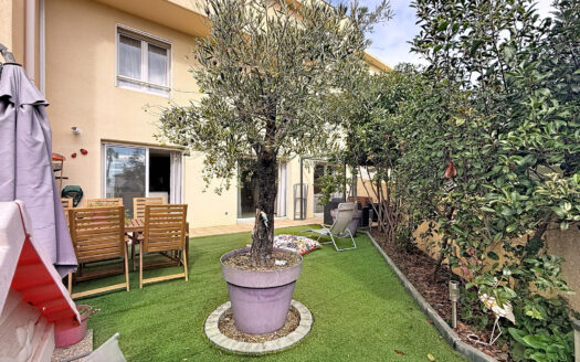 APPARTEMENT T4 EN DUPLEX, GARAGE ET JARDIN