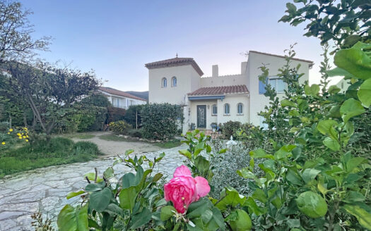 MAISON 4 FACES/ 4 PIÈCES/ 167 M2 HAB/ LAROQUE DES ALBÈRES/ P