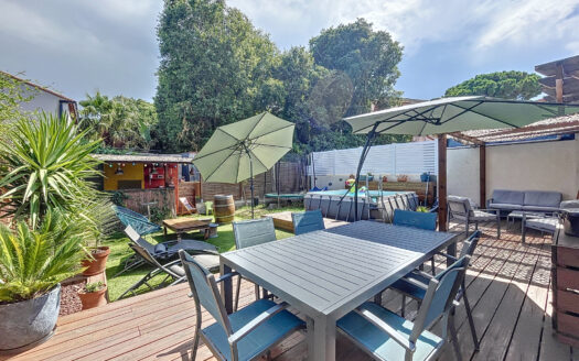 MAISON PLAIN-PIED – 90 m2 HABITABLE / PARCELLE 281m2 -LAROQU