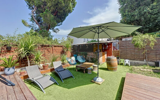 MAISON PLAIN-PIED – 90 m2 HABITABLE / PARCELLE 281m2 -LAROQU