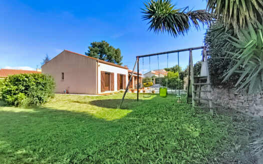 LAROQUE-DES-ALBÈRES VILLA 4 FACES PLAIN-PIED