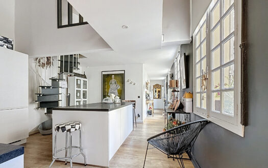 EXCLUSIVITÉ, Appartement de 185 m2, Rue des Augustins, Perpi