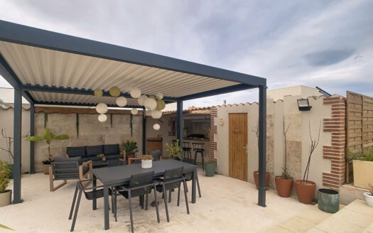 Maison 4 faces grande parcelle de 1444 m2 ( ELNE )