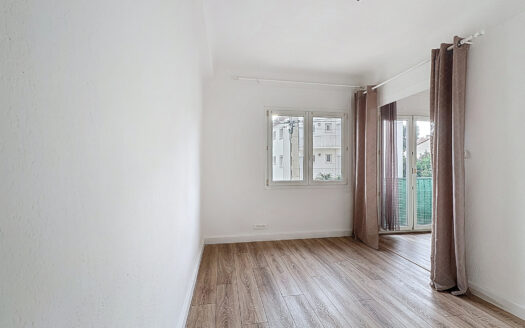 Appartement 2 pièces avec bureau à Saint gaudérique