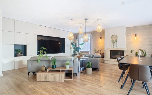 Maison 4 faces grande parcelle de 1444 m2 ( ELNE )