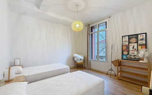 MAISON DE VILLE 250m2 HABITABLES