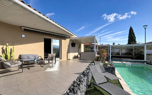 BANYULS DELS ASPRES – Villa de plain pied en 4 faces.