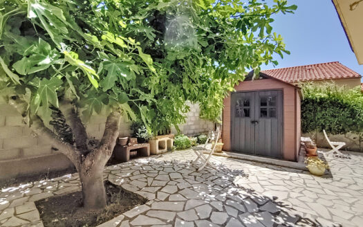 CABESTANY – Grande Maison Familiale avec jardin et dépendanc