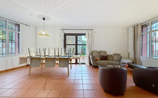 MAISON DE VILLE 250m2 HABITABLES