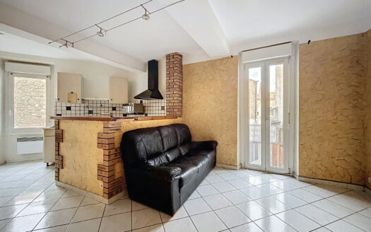 Maison de village avec garage Trouillas