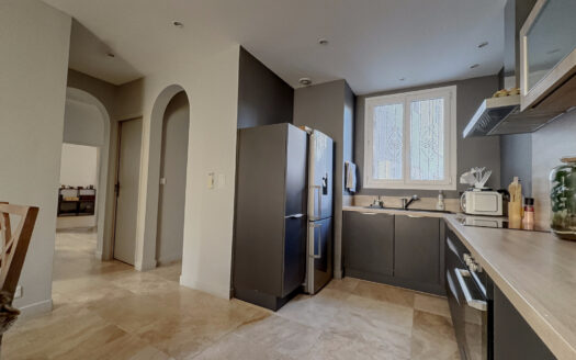 TRES BEL APPARTEMENT TYPE 3 AVEC GARAGE