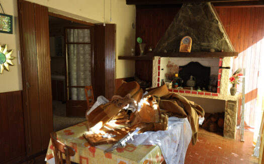 Villa 4 faces de 137 m2 sur une parcelle de 2000 m2 construc