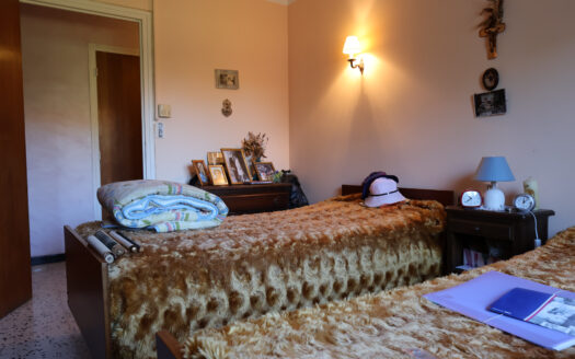 Villa 4 faces de 137 m2 sur une parcelle de 2000 m2 construc