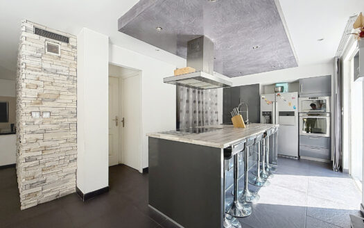 MAISON DE VILLE – SAINT GAUDERIQUE