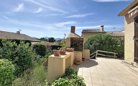 Maison familiale avec jardin et vue Albères Bages
