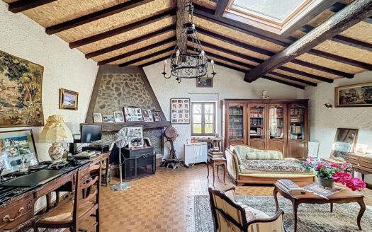 Maison à rénover avec grand terrain – VILLELONGUE DELS MONTS