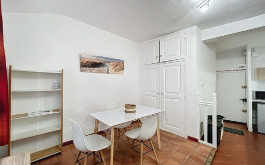 APPARTEMENT 2 PIECES MEUBLÉ