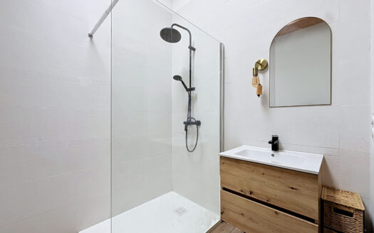 NOUVEAUTÉ À PERPIGNAN MAISON 3 CHAMBRES AVEC GARAGE ET PAT