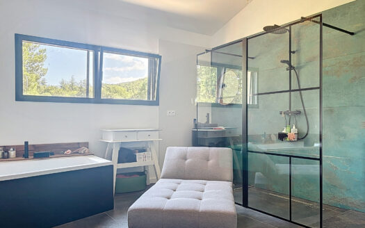 LAROQUE DES ALBÈRES 66 – MAISON 155 m2 ISOLE – PISCINE – DÉP