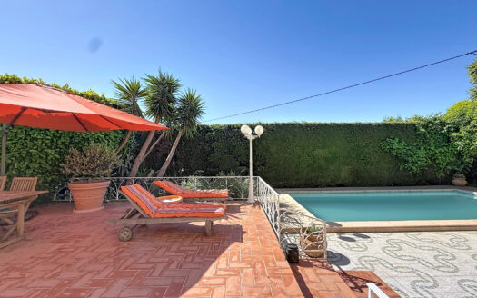 PARTIE DE MAS DE 270M2 – JARDINS DE ST JACQUES