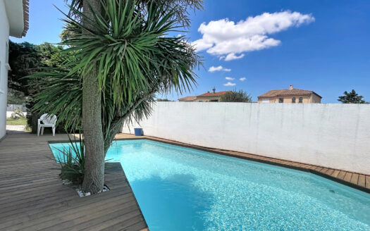 ELNE (66) – MAISON EN 4 FACES 156 M2 + PISCINE + 4 CHAMBRES