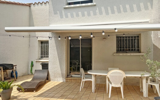 ELNE (66) – MAISON EN 4 FACES 156 M2 + PISCINE + 4 CHAMBRES