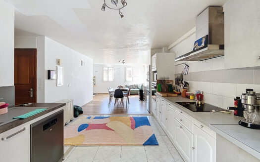 Exclusivité: Maison de Village de 118m avec Garage et Terras