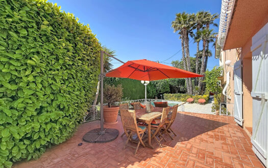 PARTIE DE MAS DE 270M2 – JARDINS DE ST JACQUES