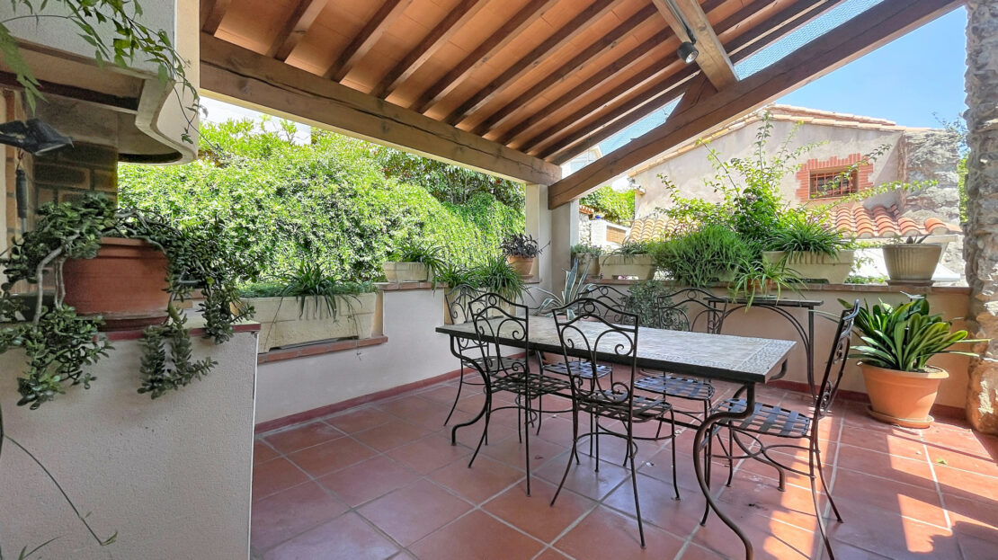 Maison 2 pièces 120 m² · à Laroque-des-Albères · 120 m² · 330 000 €