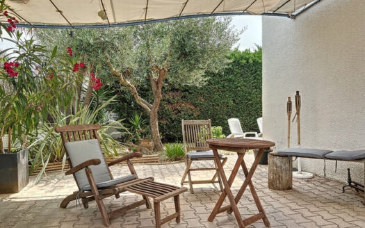 ELNE (66) – MAISON EN 4 FACES 156 M2 + PISCINE + 4 CHAMBRES