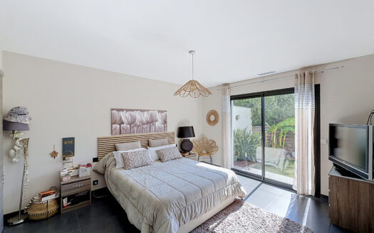Villa contemporaine d’exception avec piscine et vue sur les