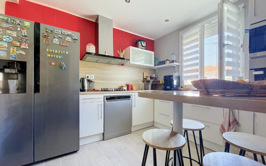 APPARTEMENT T5/ PERPIGNAN MOYEN VERNET / 3 CHAMBRES / GARAGE