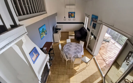 Villa 4 faces avec vue imprenable et appartement T3 indépend