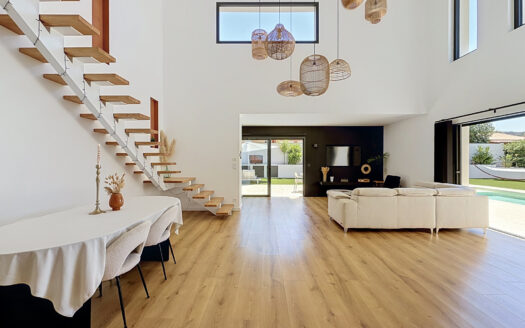 VILLA CONTEMPORAINE EN EXCLUSIVITE