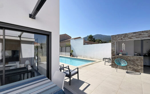 Villa contemporaine d’exception avec piscine et vue sur les