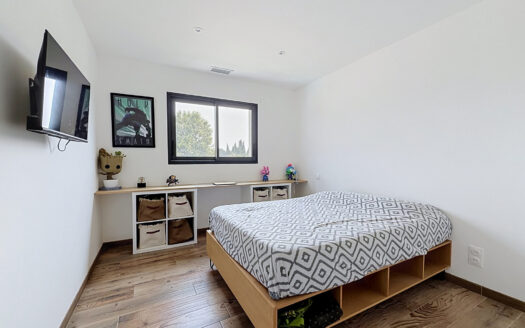 MAISON 4 FACES DE 2023 SUR GRANDE PARCELLE DE 1507 M2 ( SAIN