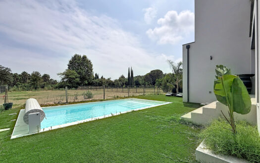 MAISON 4 FACES DE 2023 SUR GRANDE PARCELLE DE 1507 M2 ( SAIN