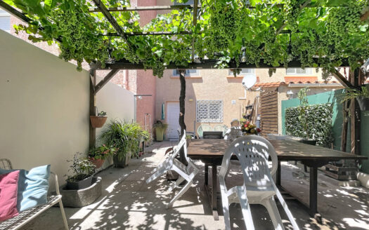 APPARTEMENT T5/ PERPIGNAN MOYEN VERNET / 3 CHAMBRES / GARAGE