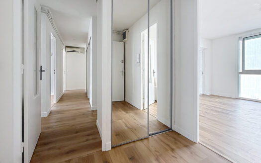 Appartement 4 pièces rénové de 83 m2 Grand balcon Cave