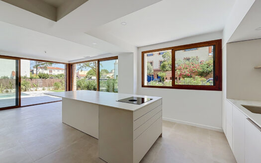 SUPERBE VILLA RENOVÉE ST CYPRIEN PLAGE
