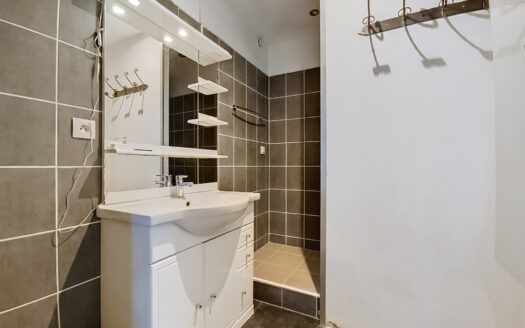 Villa 4 faces avec vue imprenable et appartement T3 indépend