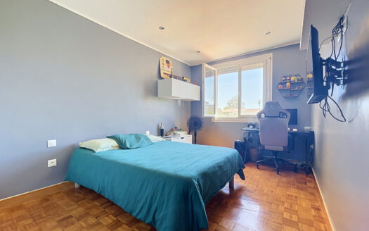 APPARTEMENT T5/ PERPIGNAN MOYEN VERNET / 3 CHAMBRES / GARAGE